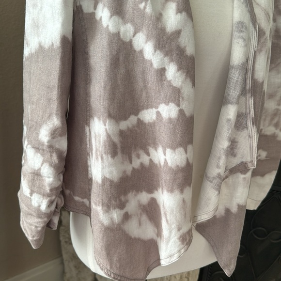 Linen Jacket - Picture 2 of 6